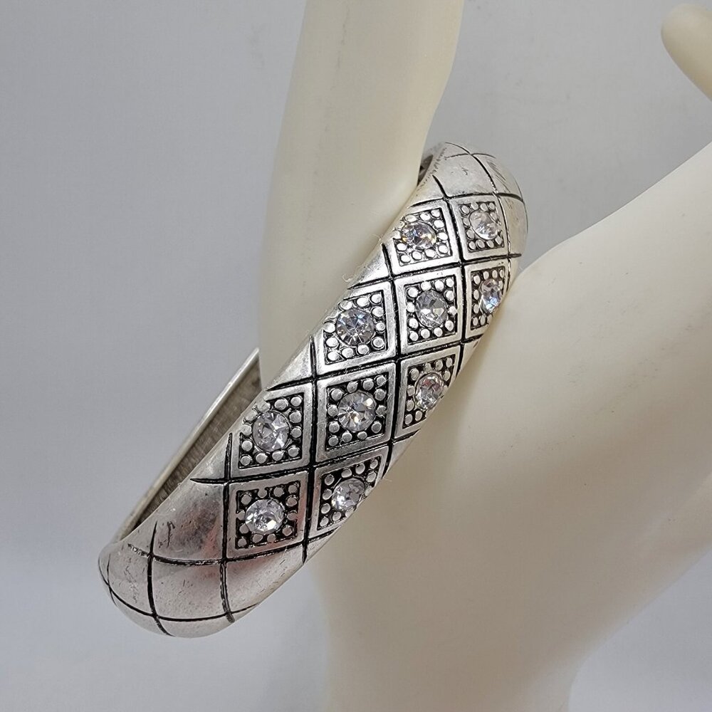 Premier Designs Silver Tone Criss Cross Rhinestones Hinged‎ Cuff Bracelet